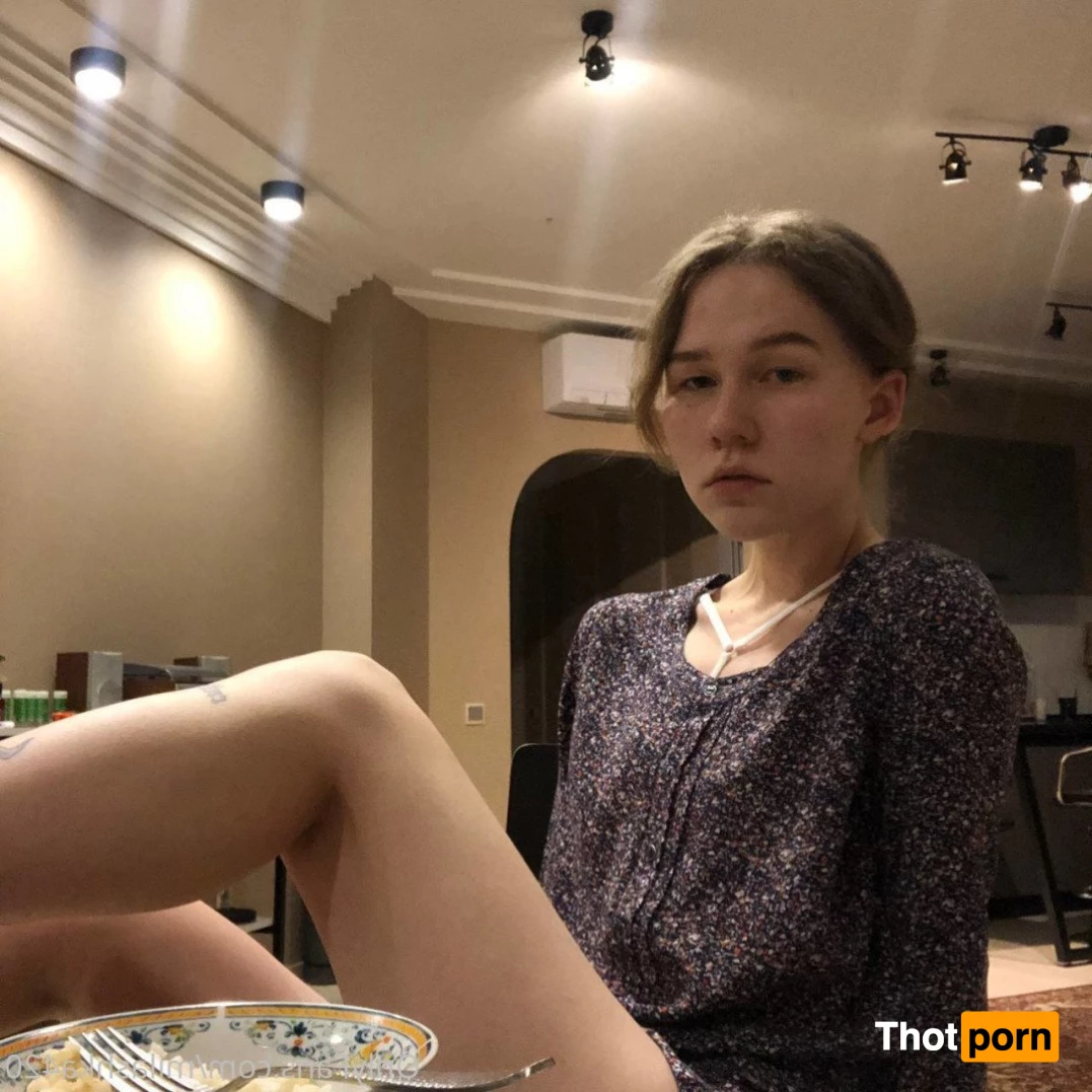 Mia 🧝🏻‍♀️ 2980197