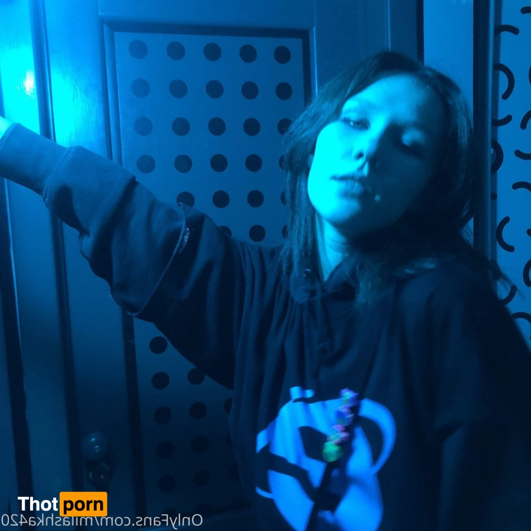 Mia 🧝🏻‍♀️ 2980388