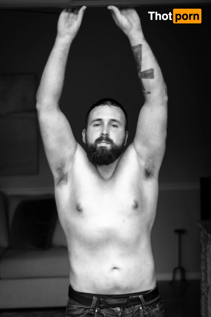 Miles Striker 2926323