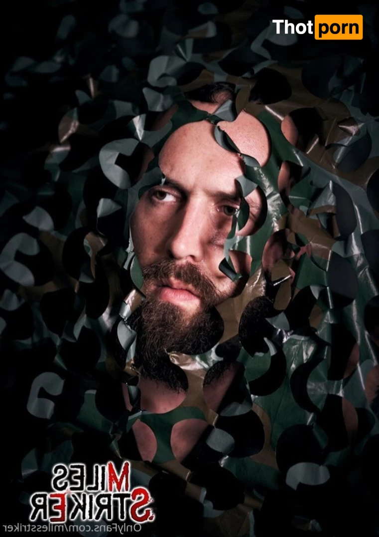 Miles Striker 2926340