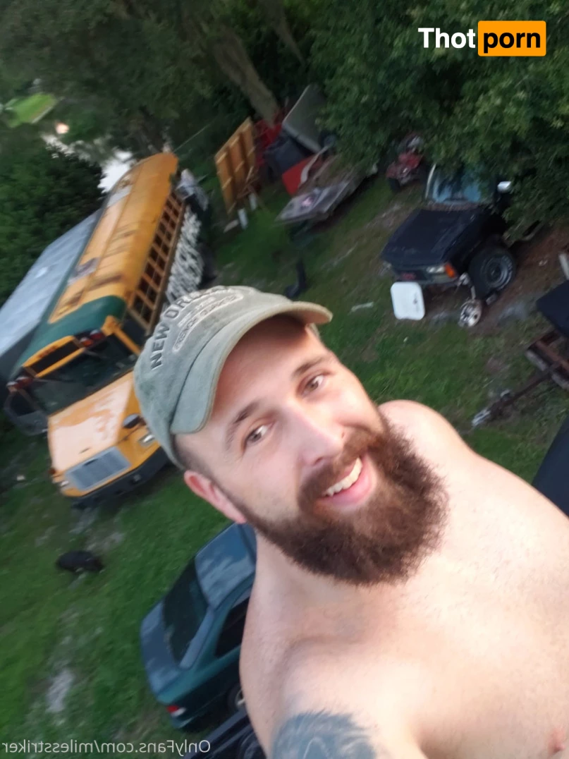 Miles Striker 5763389