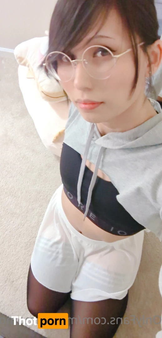 Momo (☞ﾟヮﾟ)☞ 🍑 9521973