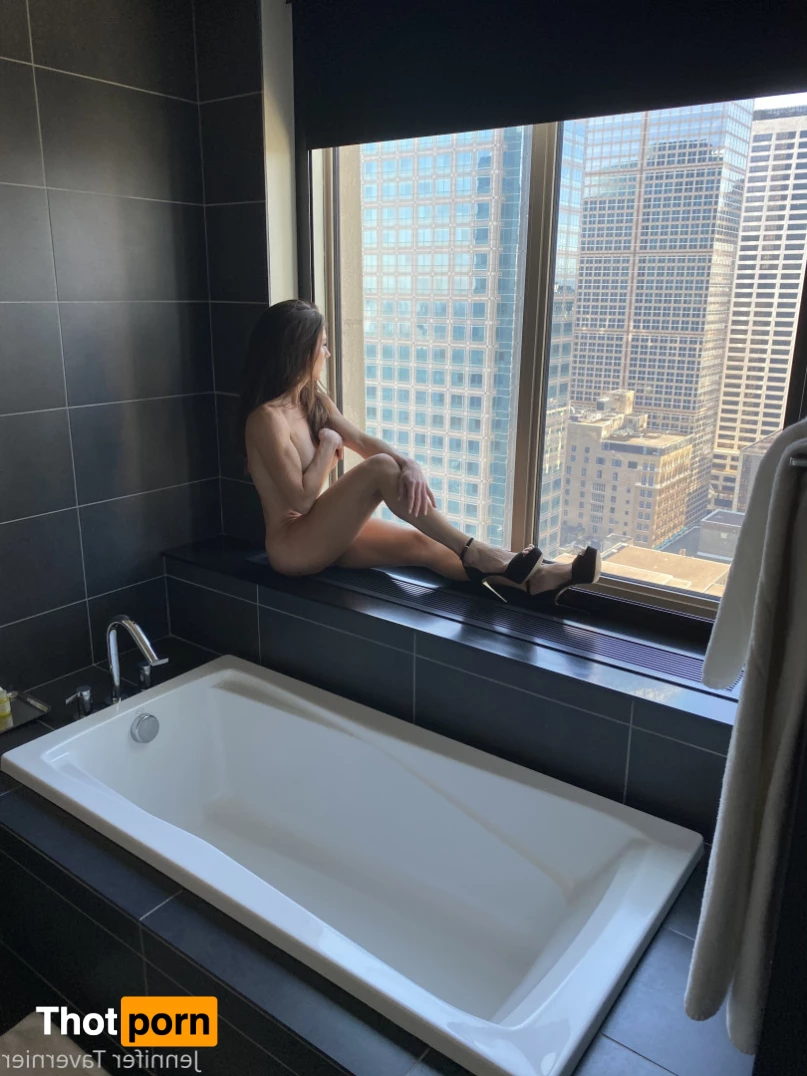 👱🏻‍♀️Jennifer Tavernier 10275931