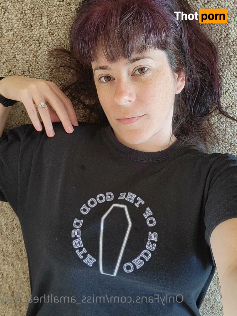 Miss Amalthea 2884375