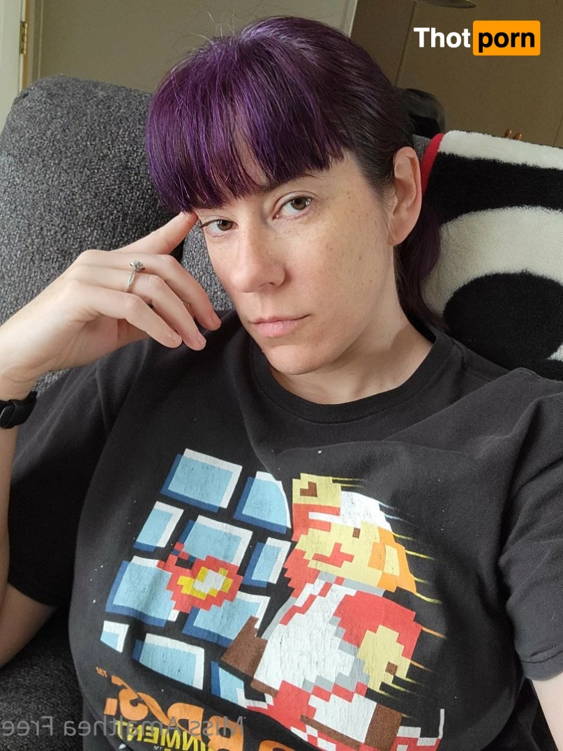 Miss Amalthea 2884406