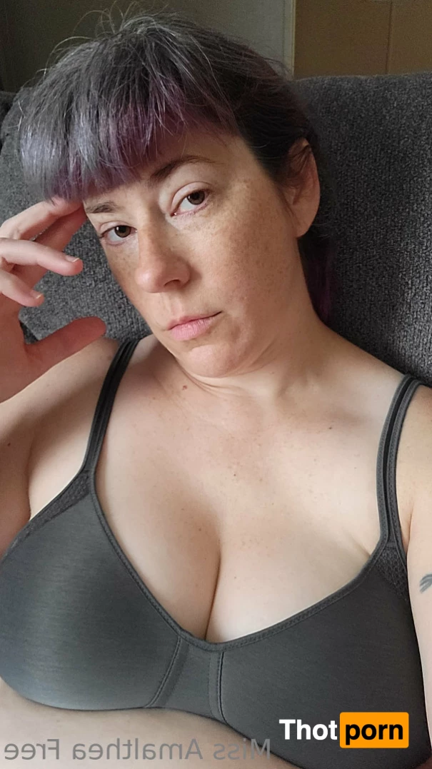 Miss Amalthea 9444882