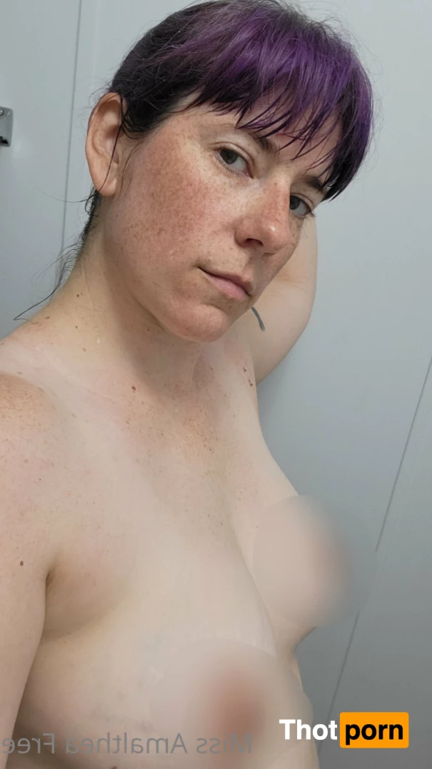 Miss Amalthea 9444905