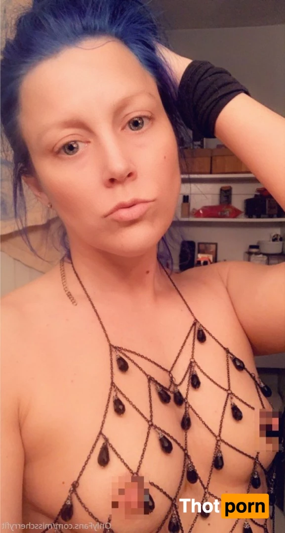 MissCherryFit 2969109