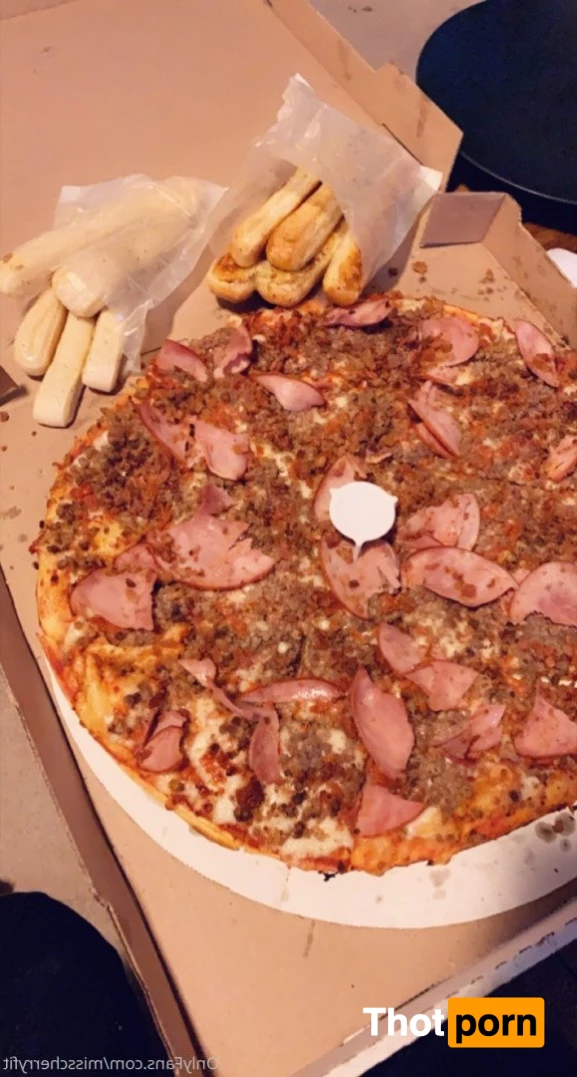 MissCherryFit 2969186