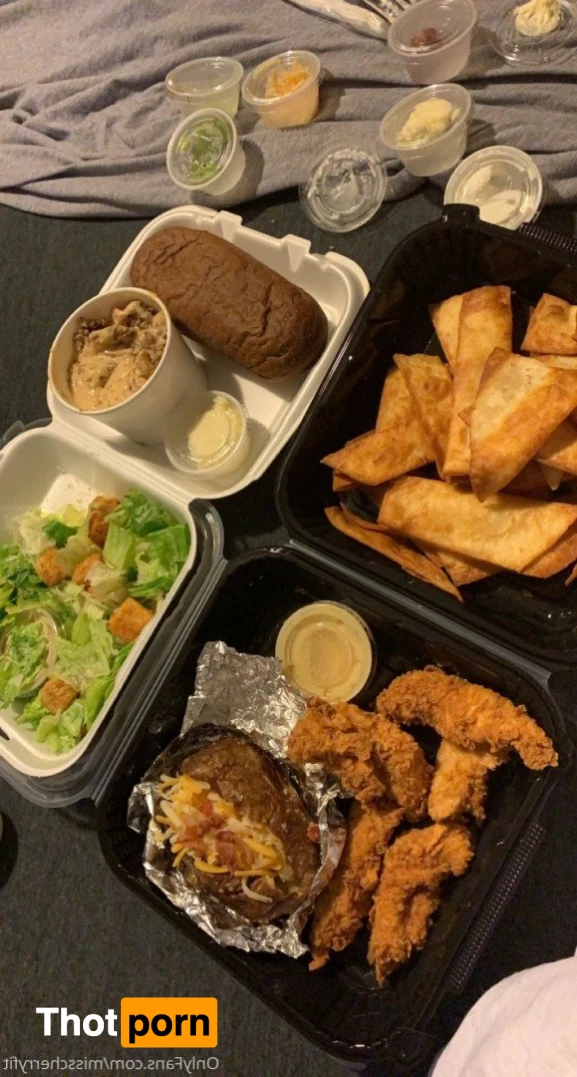 MissCherryFit 2969464