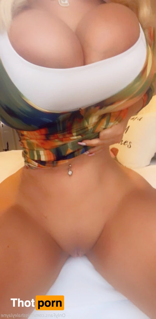 misshaleylayne2.0 5732687