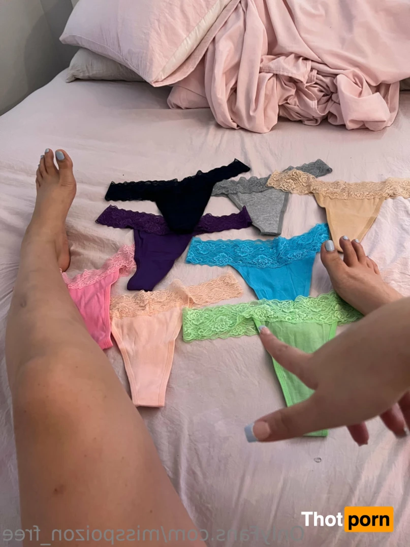 Miss Poizon 14270660