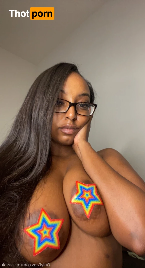 Juicy Butt Queen 10331995