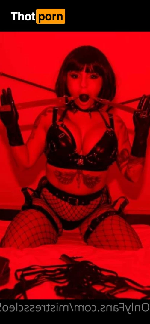 MistressCleopatra ⛓🧤 الملكة كليوباترا 6007613