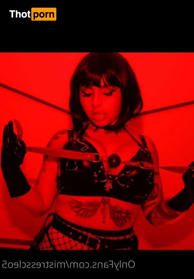 MistressCleopatra ⛓🧤 الملكة كليوباترا 6007724