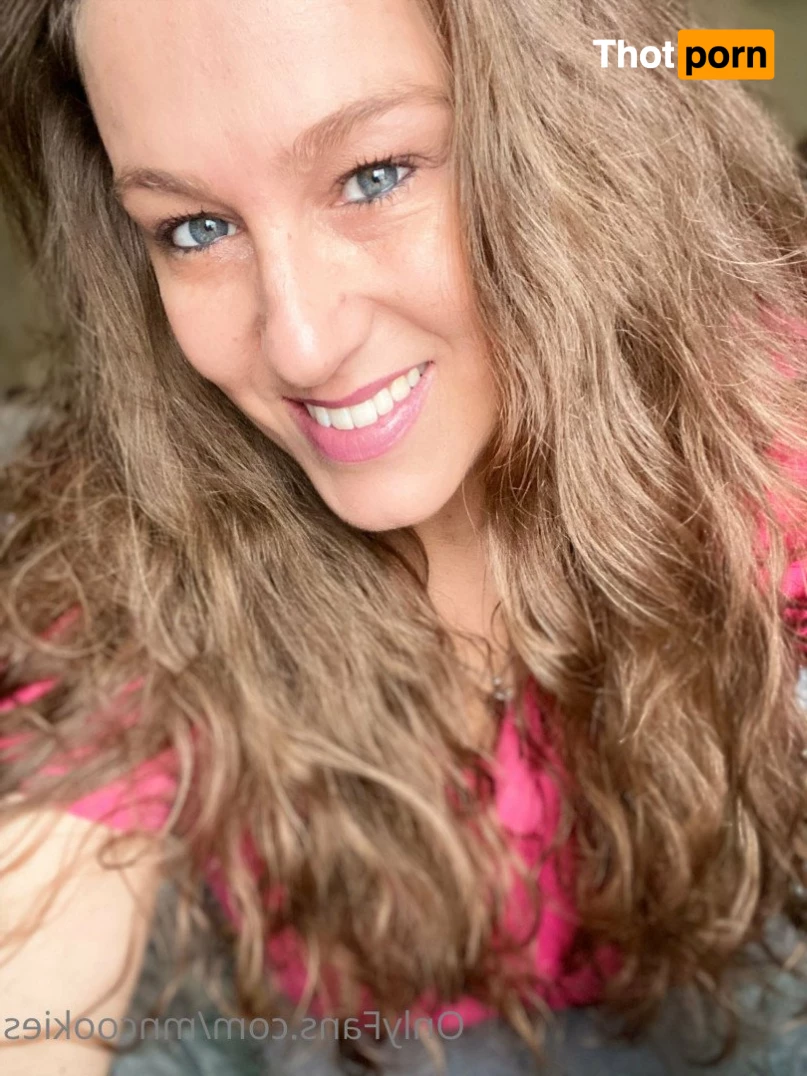 M. I. L. F. N COOKIES 2995881