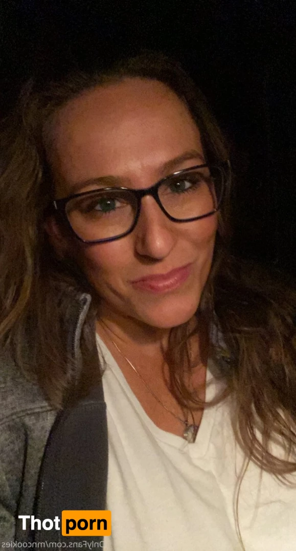 M. I. L. F. N COOKIES 2995965