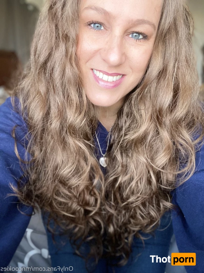 M. I. L. F. N COOKIES 2996004