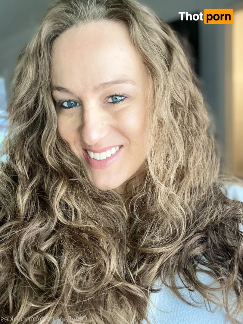 M. I. L. F. N COOKIES 2996043