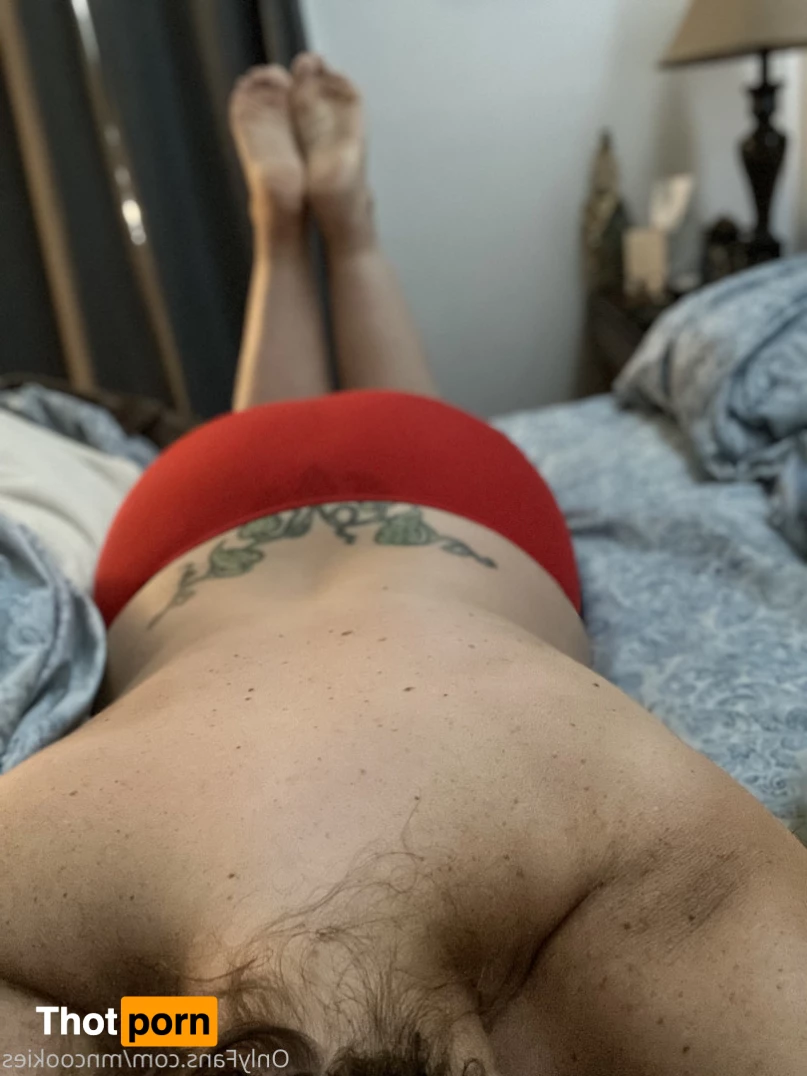 M. I. L. F. N COOKIES 6007399