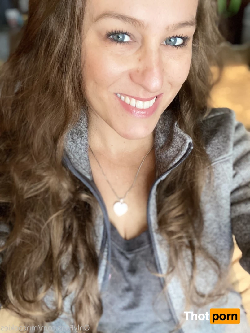 M. I. L. F. N COOKIES 6007448