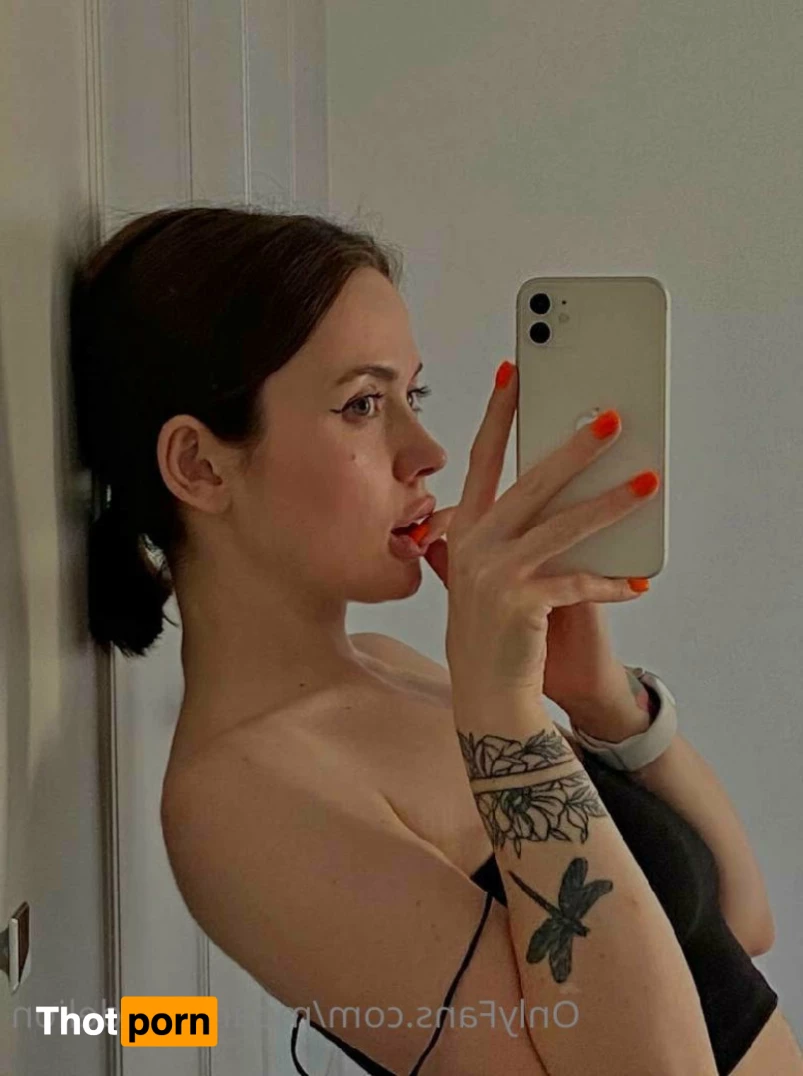 Kitty Dandelion 9716330