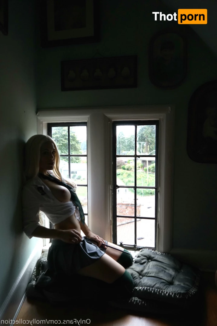 Molly Stewart 6202718