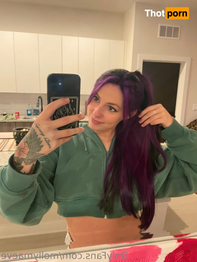 Molly Maeve 14247323