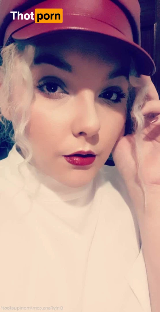 Monique Goddess 9298188