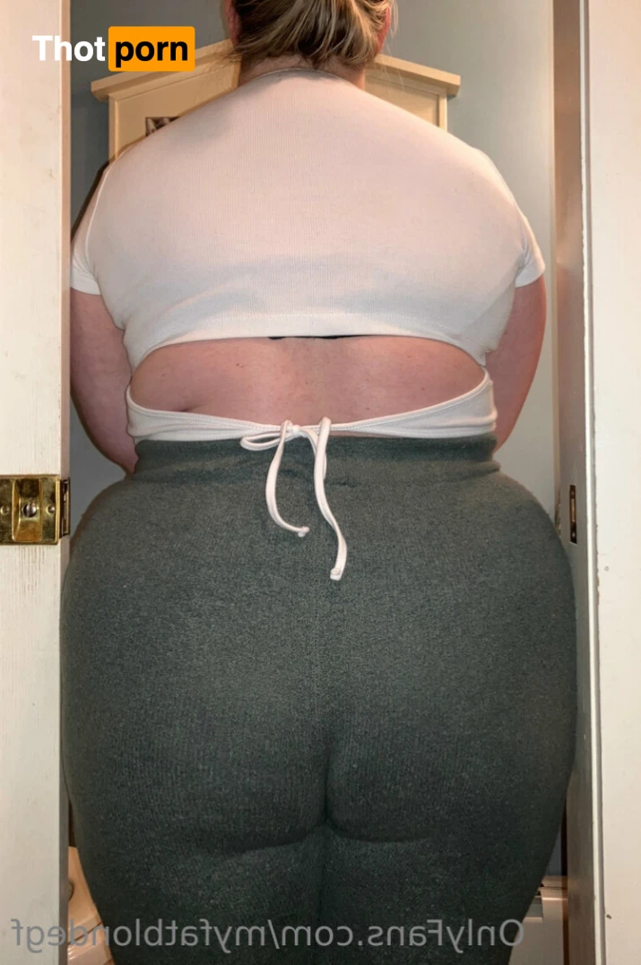 MyFatBlondeGirlfriend 13942918