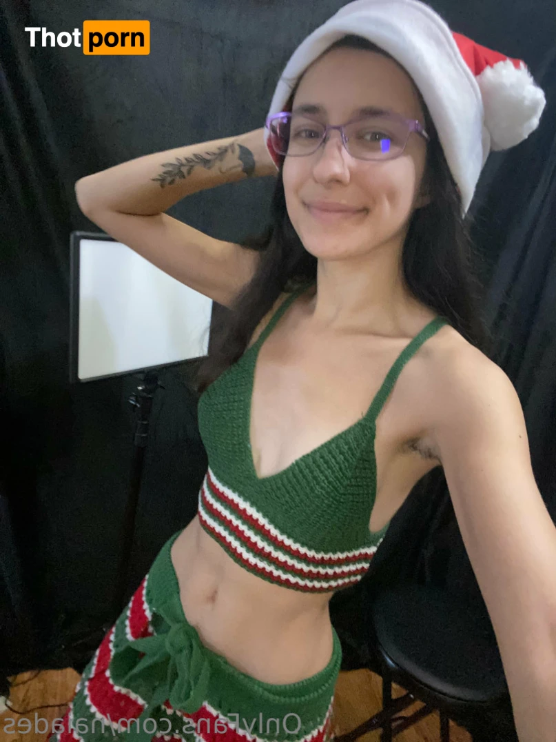 Azzy Atticus 10972101