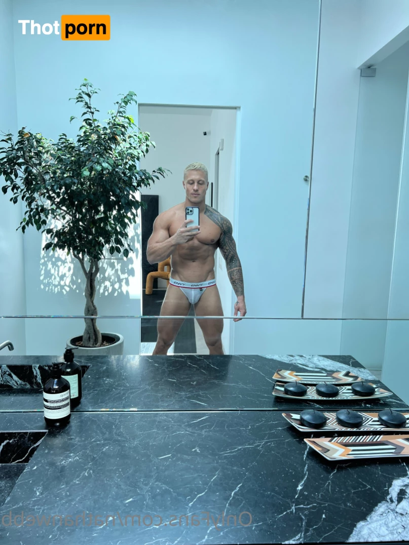 💦 Nathan Webb 6002620