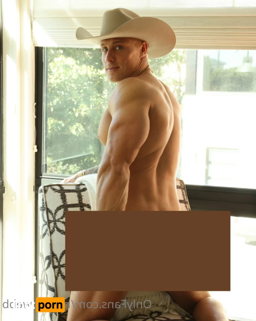 💦 Nathan Webb 6002651