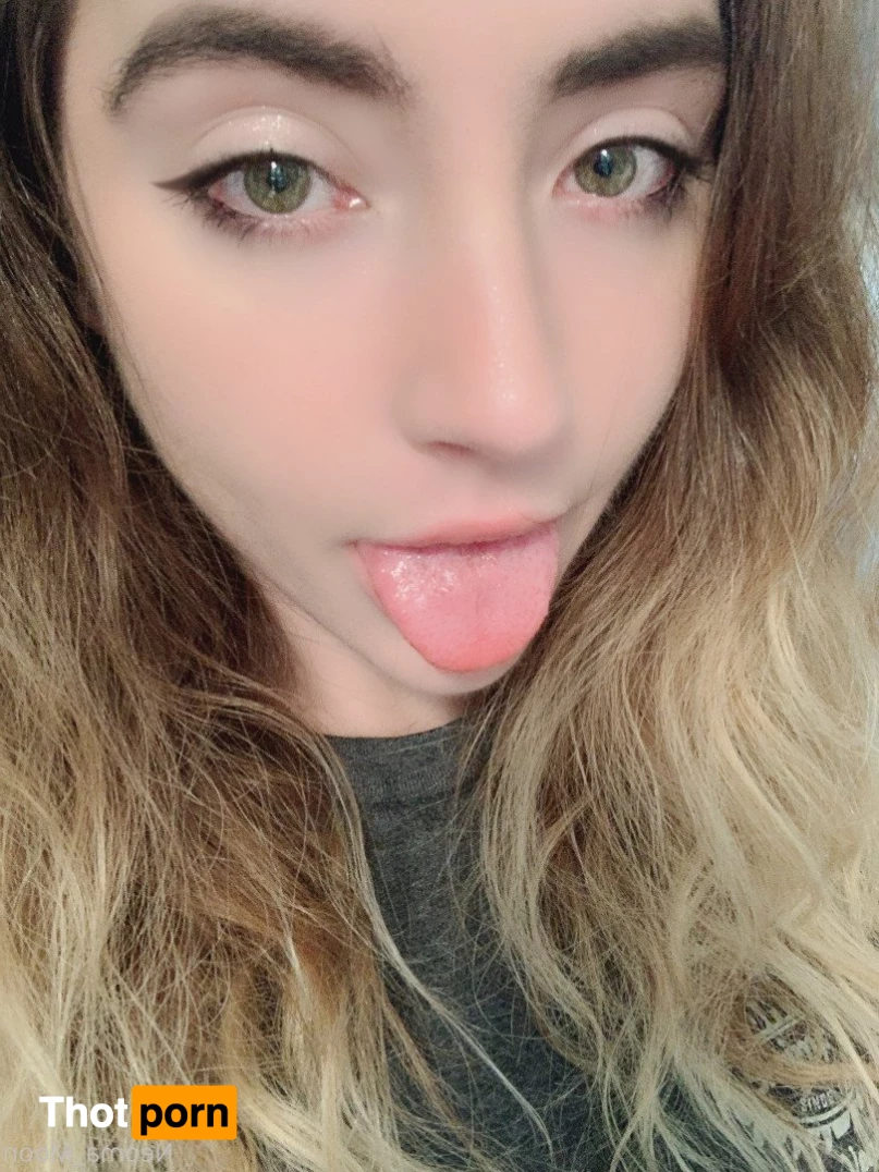 neoma_moon 2924674