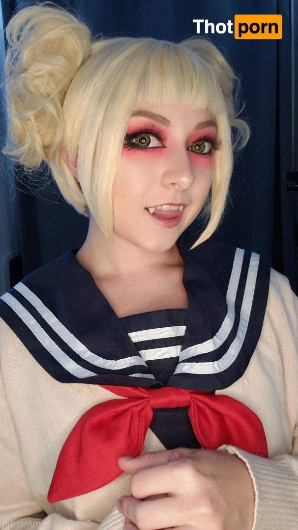 Ellie Taylor 2922953