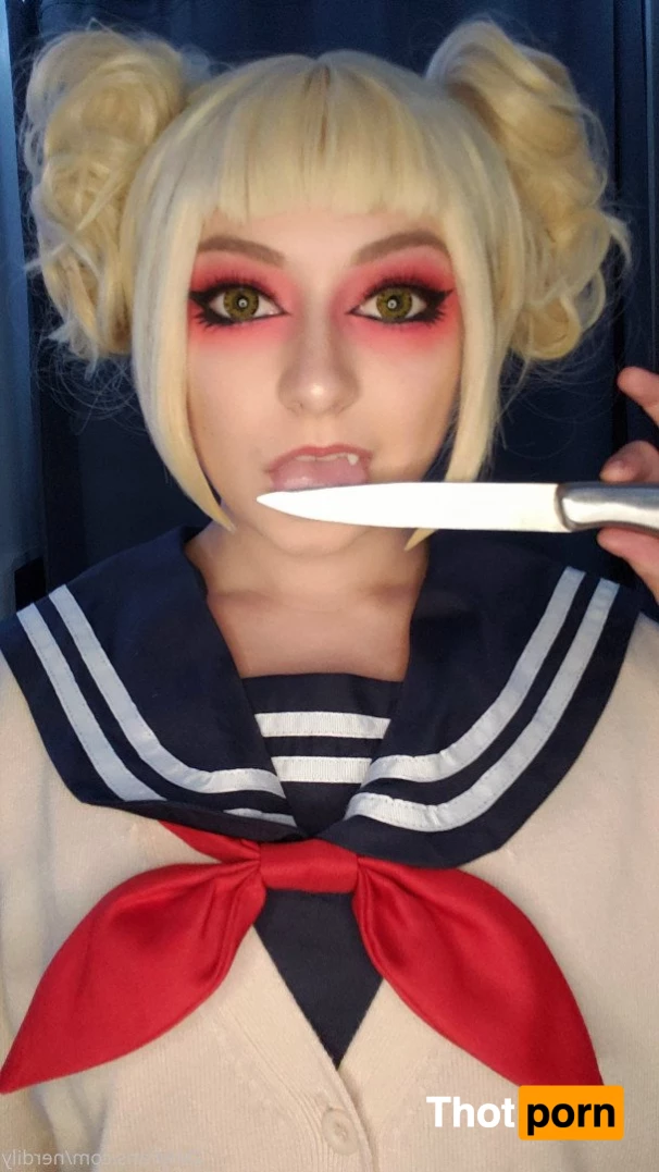 Ellie Taylor 2922971