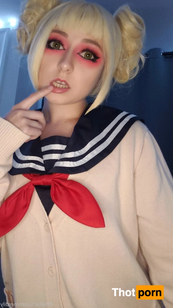 Ellie Taylor 2923015