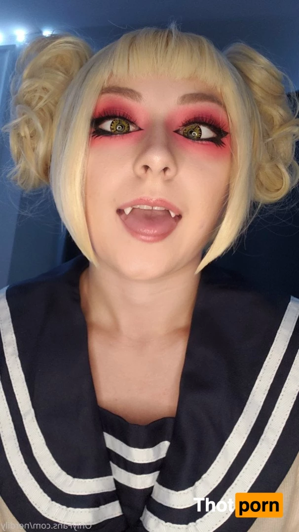 Ellie Taylor 2923035