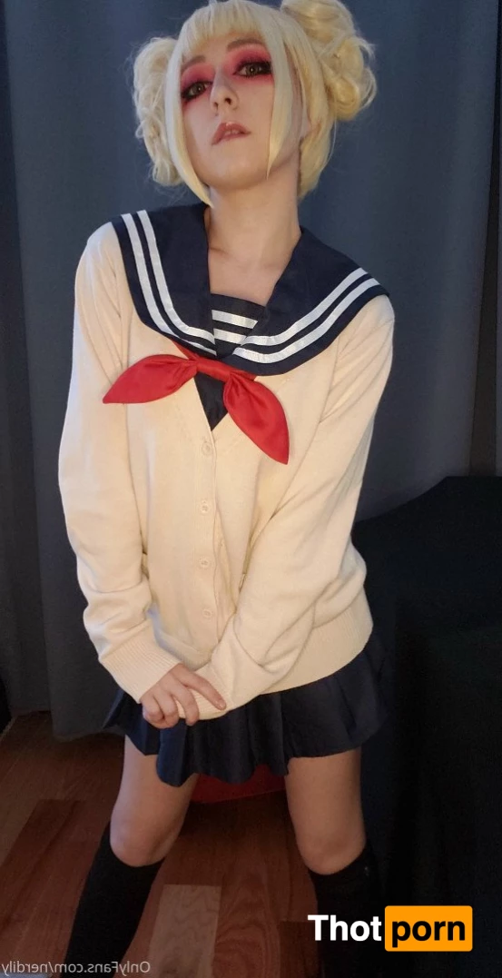 Ellie Taylor 2923077