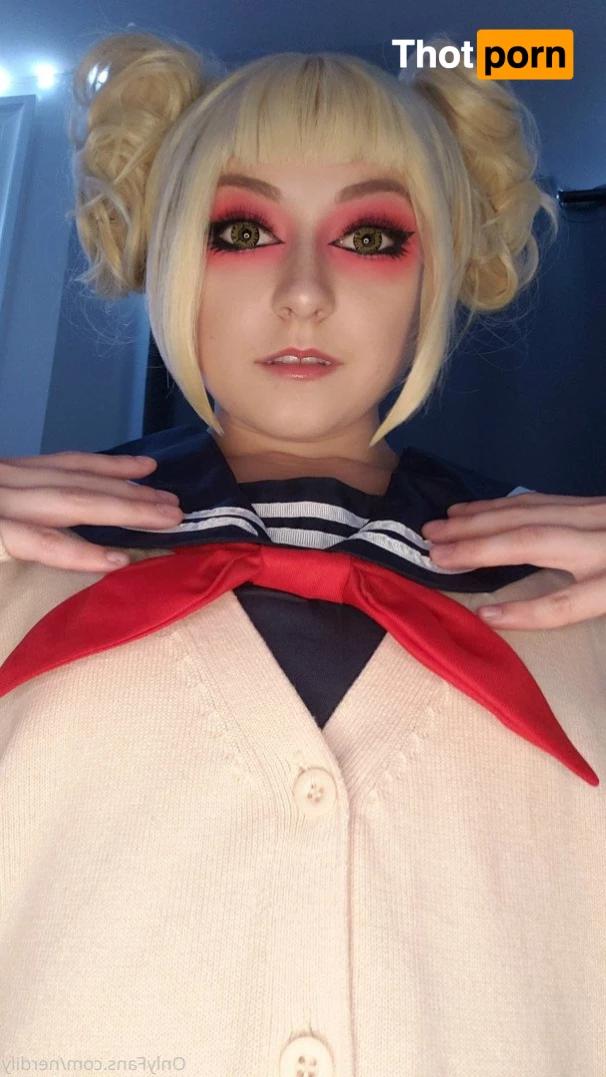 Ellie Taylor 2923114