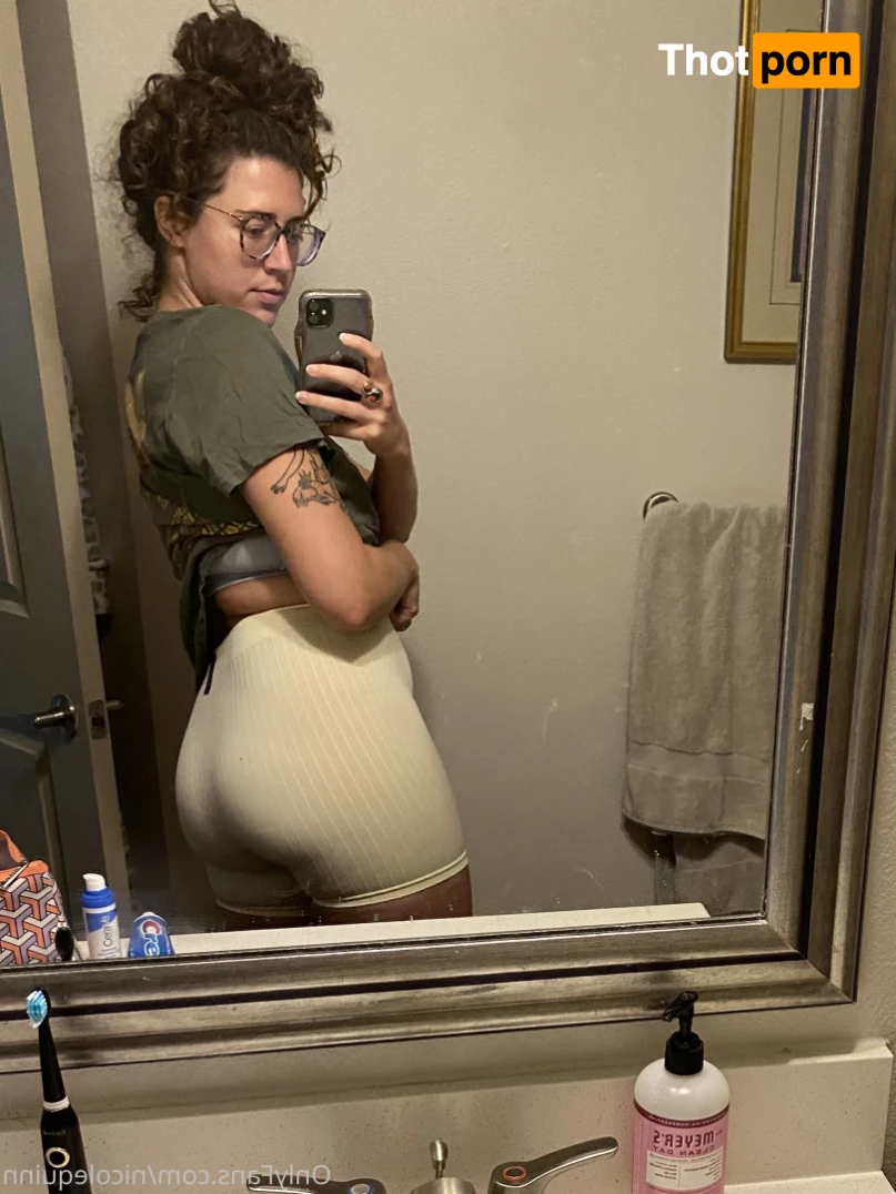 Nicole Quinn 5893794