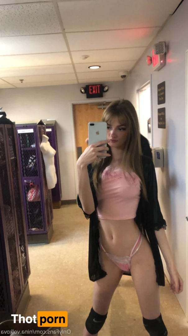 Nina Volkova 14808588