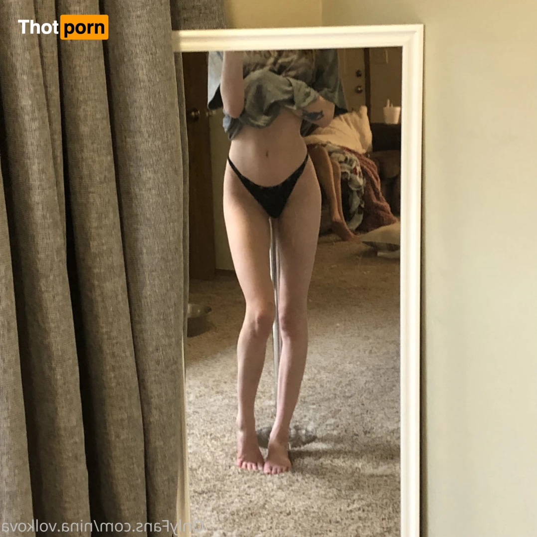 Nina Volkova 14816840