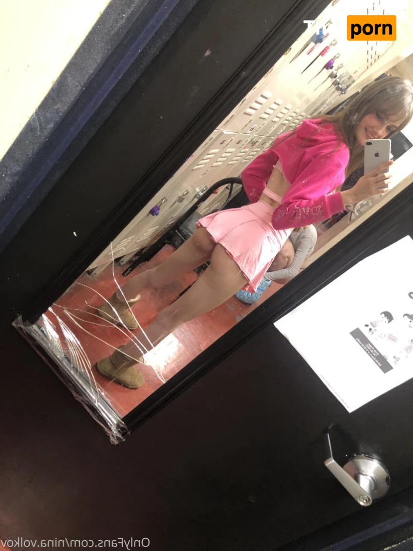 Nina Volkova 14837668