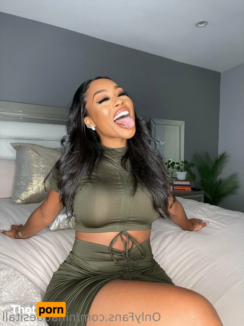 Ninadoesitall 5893534