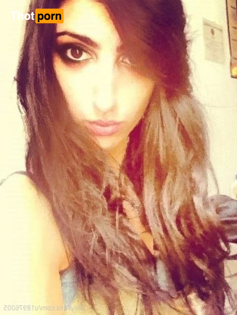 Nina Khalifa 6214684