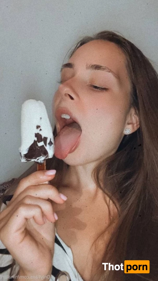 NINA LIIN 💙🍑 2958445