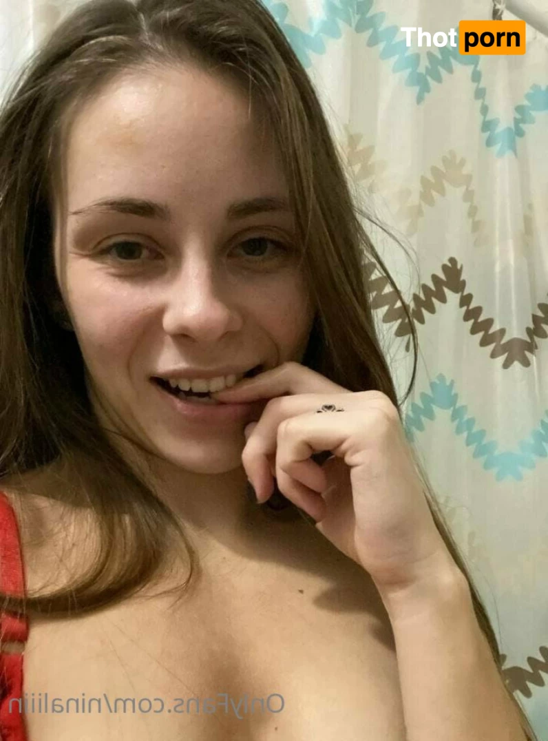 NINA LIIN 💙🍑 7675165