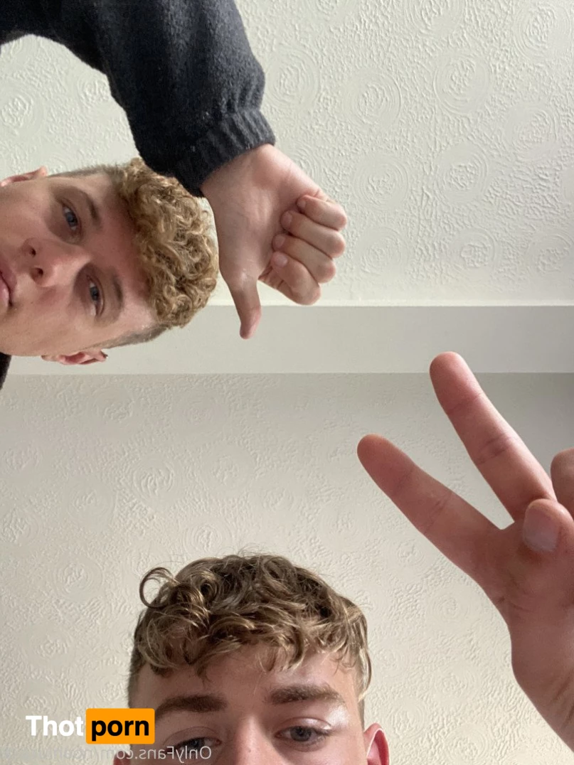 Gay Boys 🖤 3025734