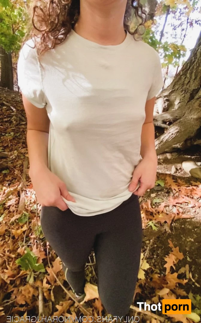 norahnickola 2909439